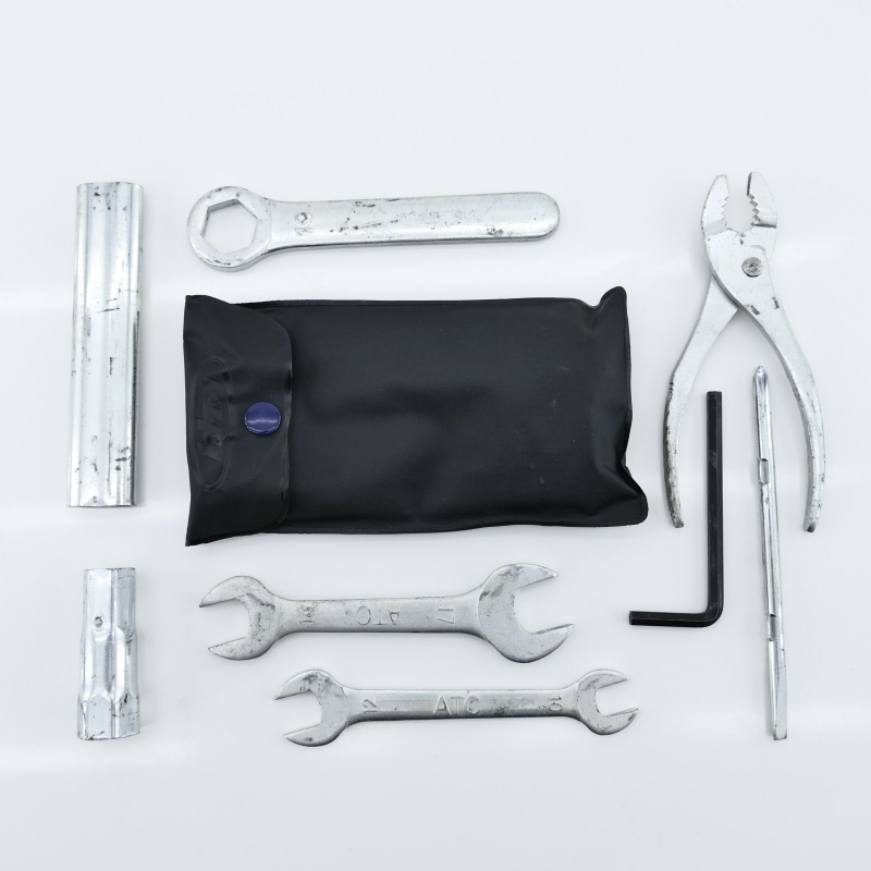 Honda (Original OE) - HONDA CBR125 CBR125R JC39 Werkzeug Bordwerkzeug Werkzeugtasche nur 5076km - Bild  von 5