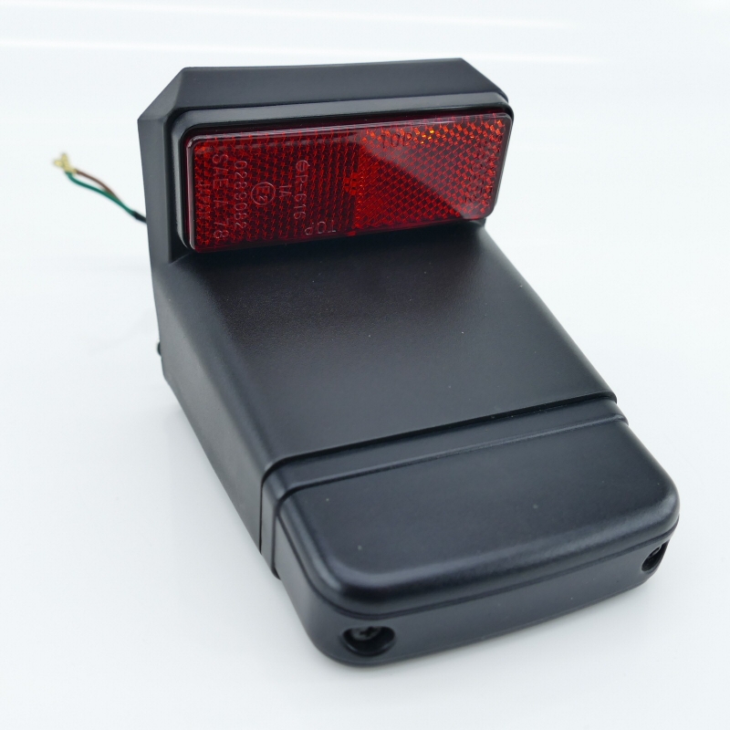 Honda (Original OE) - HONDA CBR125 CBR125R JC39 Kennzeichenleuchte Kennzeichenbeleuchtung nur 4392km - Bild  von 5