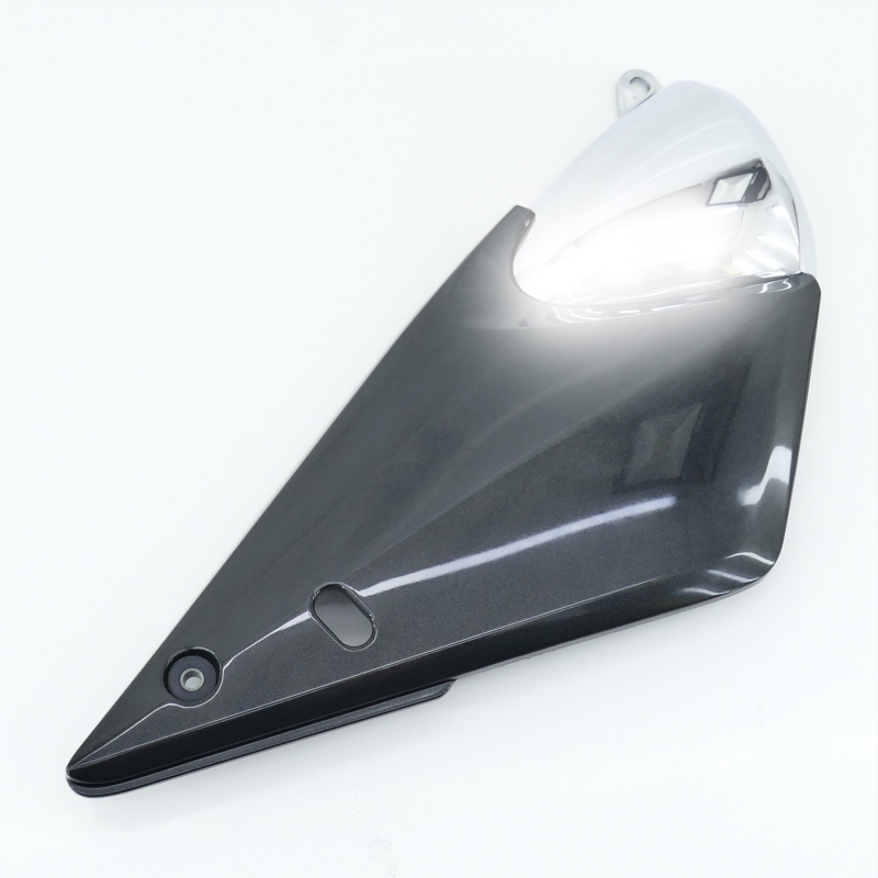 Suzuki (Original OE) - SUZUKI GSF600 GSF600S WVA8 Chrom Seitenverkleidung rechts Seitenabdeckung - Bild  von 6