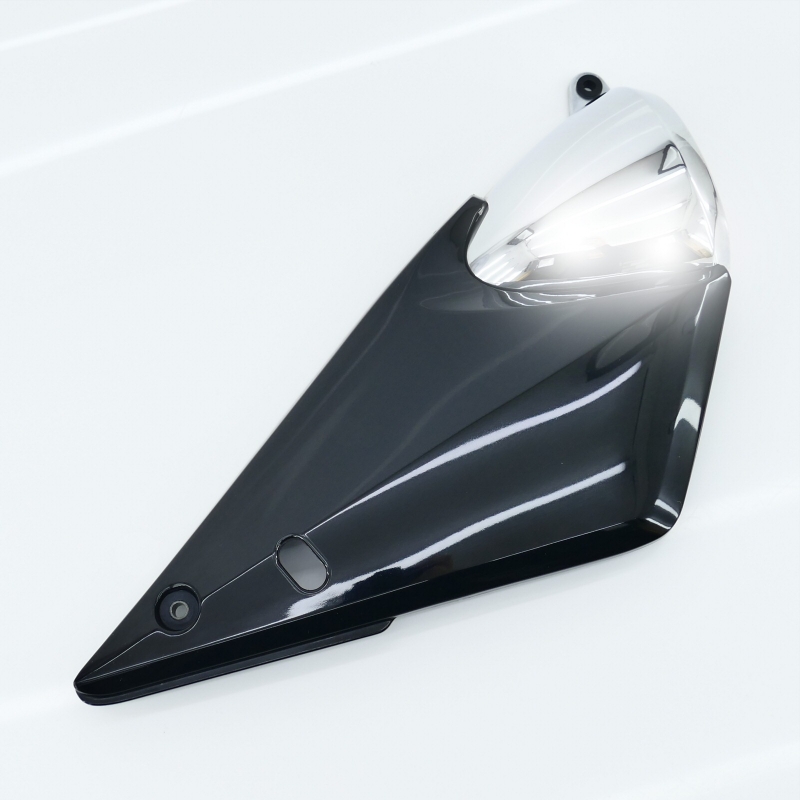 Suzuki (Original OE) - SUZUKI GSF600 GSF600S WVA8 Chrom Seitenverkleidung rechts Seitenabdeckung - Bild  von 6