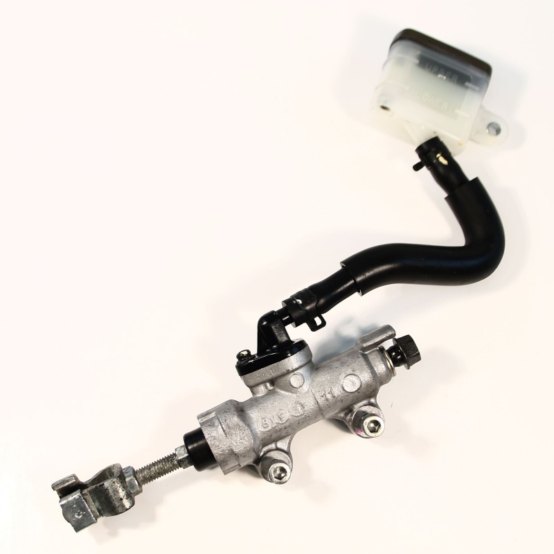 Honda (Original OE) - HONDA CBR CBR125 CBR125R JC39 Bremspumpe hinten Fußbremspumpe nur 4100km - Bild  von 5