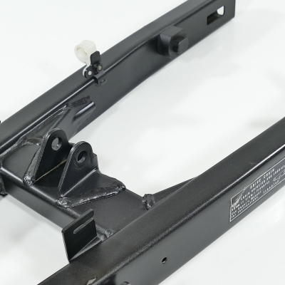 Honda (Original OE) - HONDA CBR CBR125 CBR125R JC39 Schwinge Hinterradschwinge nur 10181km - Bild 3 von 6