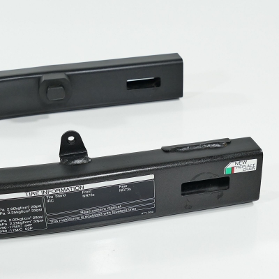 Honda (Original OE) - HONDA CBR CBR125 CBR125R JC39 Schwinge Hinterradschwinge nur 10181km - Bild 4 von 6