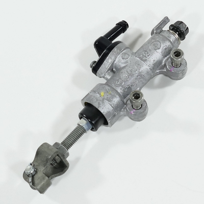 HONDA CBR CBR125 CBR125R JC39 Bremspumpe hinten Fußbremspumpe nur 10181km