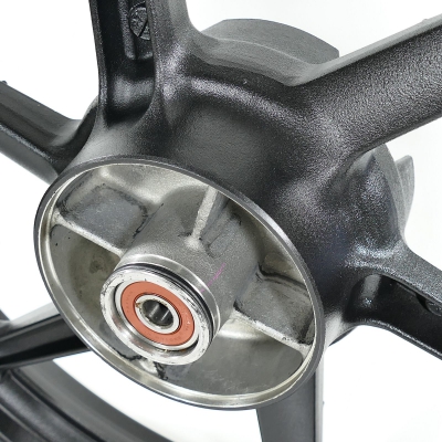 Honda (Original OE) - HONDA CBR CBR125 CBR125R JC39 Felge hinten Hinterradfelge nur 10181km - Bild 5 von 6