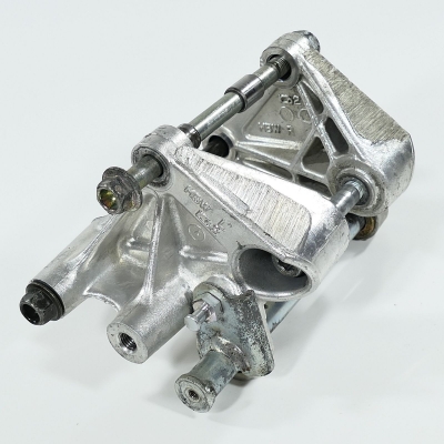 Honda (Original OE) - HONDA CBR600 CBR600F PC35 2001-2007 Halter Stoßdämpfer Federbein Aufnahme Rahmen - Bild 2 von 4