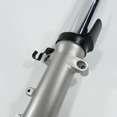 Suzuki (Original OE) - SUZUKI GSF1200 GSF1200S WVA9 Gabel Gabelholm rechts UNFALLFREI nur 17737km - Bild 3 von 6