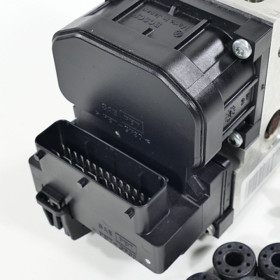 BMW (Original OE) - BMW F650 F650GS E650G ABS Modul Hydroaggregat Aggregat nur 15175km - Bild 2 von 6