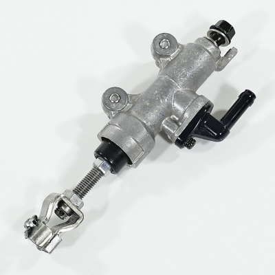 HONDA CBR125 CBR125R JC34 Bremspumpe hinten Fußbremspumpe nur 10566km UNFALLFREI