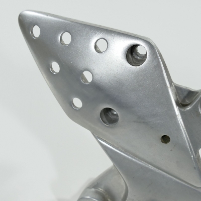 Honda (Original OE) - HONDA CBR125 CBR125R JC34 Fußrastenhalter Fußrastenplatte rechts Fußrastenträger - Bild 4 von 5
