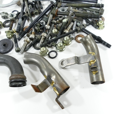 Suzuki (Original OE) - SUZUKI GSF600 GSF600S Bandit WVA8 Motorschrauben Schrauben Motor nur 11951km - Bild 2 von 7