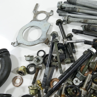 Suzuki (Original OE) - SUZUKI GSF600 GSF600S Bandit WVA8 Motorschrauben Schrauben Motor nur 11951km - Bild 5 von 7