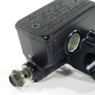 Suzuki (Original OE) - SUZUKI GSF600 GSF600S WVA8 Bremspumpe vorn Handbremspumpe nur 11951km - Bild 2 von 8