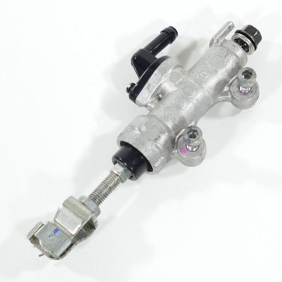 HONDA CBR125 CBR125R JC34 Bremspumpe hinten Fußbremspumpe nur 8409km UNFALLFREI