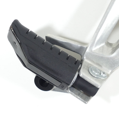 Honda (Original OE) - HONDA CBR125 CBR125R JC39 Fußraste hinten rechts Fußrastenanlage nur 7881km - Bild 2 von 6