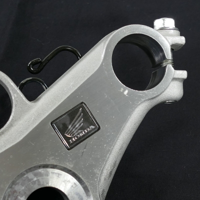 Honda (Original OE) - HONDA CBR125 CBR125R JC34 Gabelbrücke oben obere Brücke Gabel UNFALLFREI - Bild 3 von 5