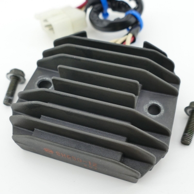 Yamaha (Original OE) - YAMAHA FZS 600 FZS600 RJ02 Fazer Lichtmaschinenregler Gleichrichter Regler SH650 - Bild 2 von 4