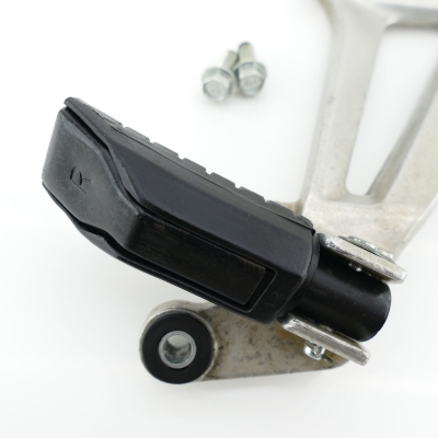 Honda (Original OE) - HONDA CBR125 CBR125R JC34 Fußrastenanlage hinten rechts Sozius Fußraste - Bild 2 von 7