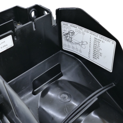 Honda (Original OE) - HONDA CBR125 CBR125R JC39 Heckinnenverkleidung Kotflügel Fender Radkasten - Bild 6 von 7