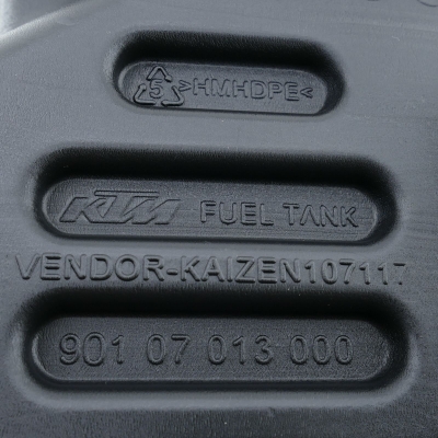 KTM (Original OE) - KTM Duke 125 Tank Benzintank Kraftstofftank nur 12384km 901.07.013.000 - Bild 6 von 7