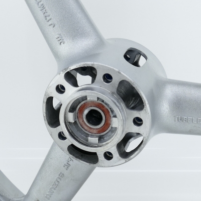 Suzuki (Original OE) - SUZUKI SV650 SV650S AV 1999-2002 Felge vorn vorne Vorderradfelge Rad UNFALLFREI - Bild 2 von 10