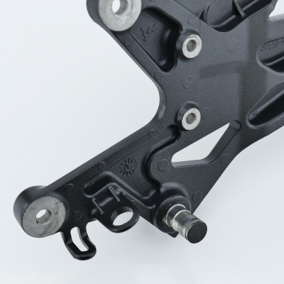 Honda (Original OE) - HONDA CBF600 CBF600S PC43 Fußrastenhalter rechts Halter Fußraste 50650-MER-D010 - Bild 5 von 7