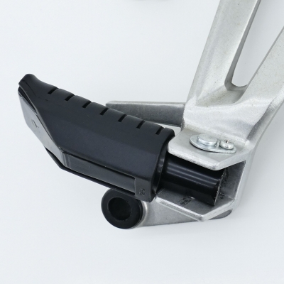 Honda (Original OE) - HONDA CBR125 CBR125R JC39 Fußraste hinten rechts Fußrastenanlage UNFALLFREI - Bild 2 von 7