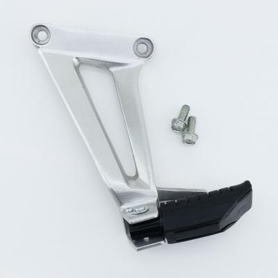 HONDA CBR125 CBR125R JC39 Fußraste hinten links Fußrastenanlage UNFALLFREI