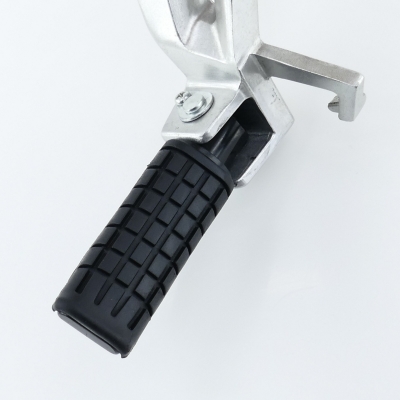 Honda (Original OE) - HONDA CBR125 CBR125R JC39 Fußraste hinten links Fußrastenanlage UNFALLFREI - Bild 4 von 6