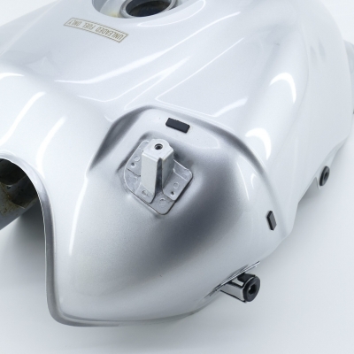 Honda (Original OE) - HONDA CBF600 CBF600S PC38 Tank Benzintank Kraftstofftank nur 11821km - Bild 2 von 9