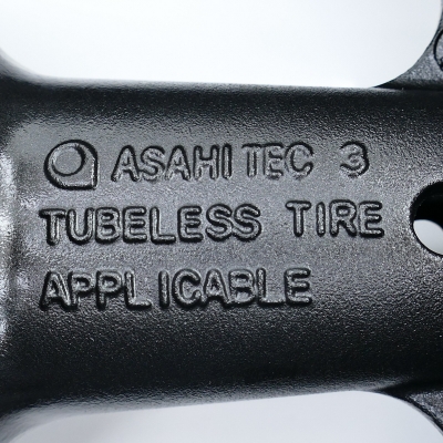 Suzuki (Original OE) - SUZUKI GSF1200 GSF1200S WVA9 Felge hinten Hinterradfelge Hinterrad UNFALLFREI - Bild 8 von 9