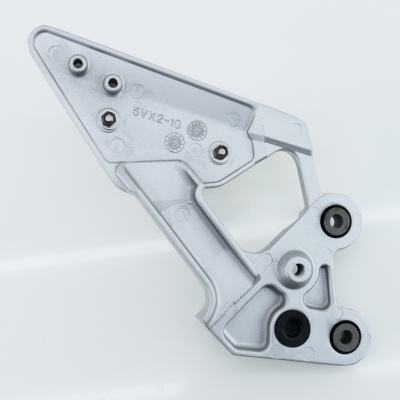 Yamaha (Original OE) - YAMAHA FZ6 FZ6-S RJ07 Fazer Fußrastenhalter Fußrastenplatte Fußrastenträger - Bild 4 von 5