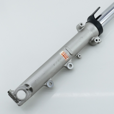 Suzuki (Original OE) - SUZUKI GSF1200 GSF1200S WVA9 SHOWA Gabel Gabelholm rechts UNFALLFREI nur 17300km - Bild 5 von 7