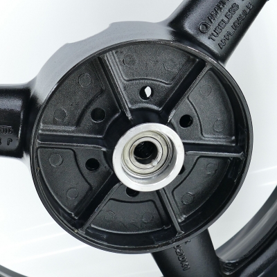 Suzuki (Original OE) - SUZUKI GSF1200 GSF1200S WVA9 Felge hinten Hinterradfelge Hinterrad UNFALLFREI - Bild 4 von 9