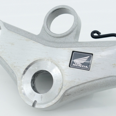 Honda (Original OE) - HONDA CBR125 CBR125R JC39 Gabelbrücke oben obere Brücke Gabel UNFALLFREI - Bild 4 von 6