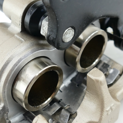 Honda (Original OE) - HONDA CBR125 CBR125R JC39 Bremssattel vorn vorne Bremszange nur 4392km - Bild 6 von 7