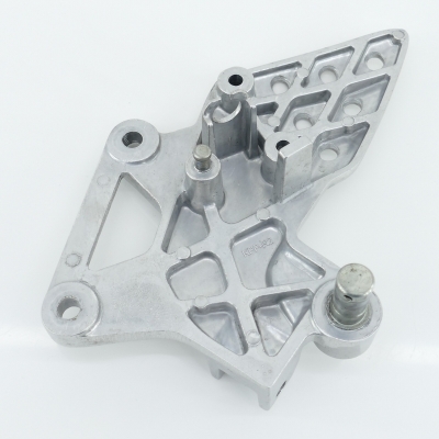 Honda (Original OE) - HONDA CBR125 CBR125R JC39 Fußrastenhalter Fußrastenplatte rechts Fußrastenträger - Bild 4 von 6