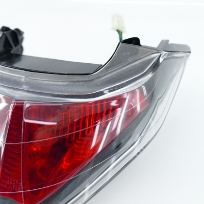 Honda (Original OE) - HONDA CBR125 CBR125R JC39 Rücklicht Rückleuchte Bremslicht nur 4392km - Bild 3 von 6