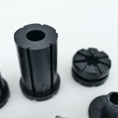 Honda (Original OE) - HONDA CBR125 CBR125R JC39 Tankhalter Halter Kraftstofftank Tank Gummis - Bild 3 von 4