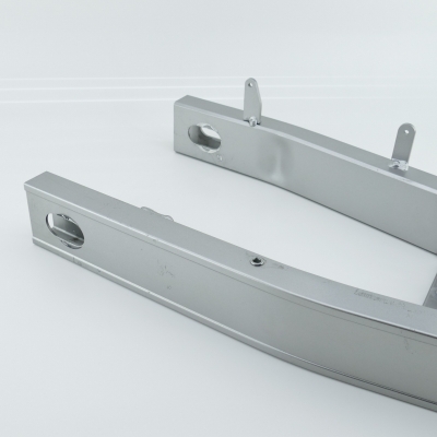 Yamaha (Original OE) - YAMAHA FZ6 FZ6-S RJ07 Fazer Schwinge Hinterradschwinge UNFALLFREI - Bild 4 von 6