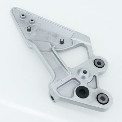 Yamaha (Original OE) - YAMAHA FZ6 FZ6-S RJ07 Fazer Fußrastenhalter Fußrastenplatte Fußrastenträger - Bild 4 von 5