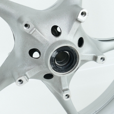 Yamaha (Original OE) - YAMAHA FZ6 FZ6-S RJ07 Fazer Felge vorn Vorderradfelge Rad UNFALLFREI nur 13960km - Bild 4 von 8