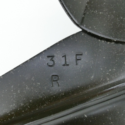 Suzuki (Original OE) - SUZUKI GSF600 GSF600S WVA8 Seitenverkleidungshalter rechts Verkleidungshalter - Bild 3 von 5