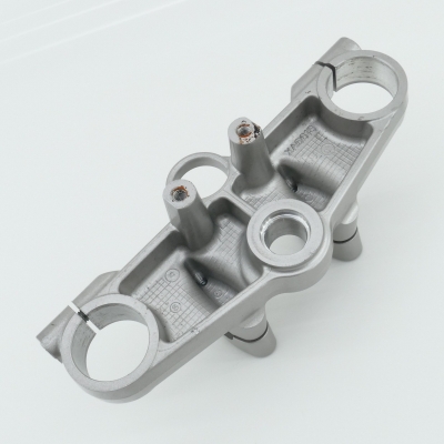 Suzuki (Original OE) - SUZUKI GSF600S WVA8 Gabelbrücke oben obere Brücke Gabel nur 16608km - Bild 5 von 6