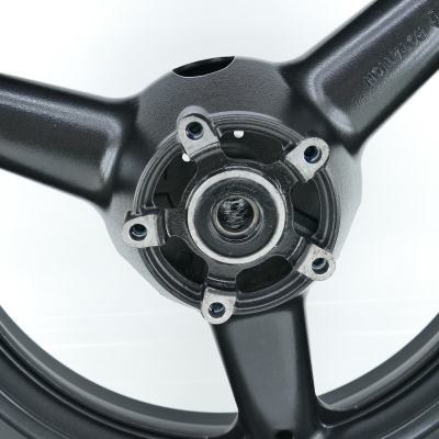 Suzuki (Original OE) - SUZUKI GSF600 GSF600S WVA8 Felge hinten Hinterradfelge Rad Hinterrad nur 16608km - Bild 2 von 8