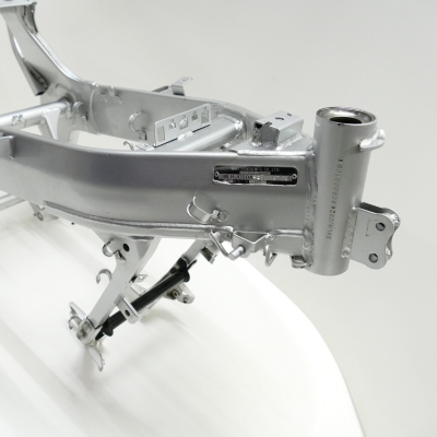 Honda (Original OE) - HONDA CBR125 CBR125R JC50 Rahmen Hauptrahmen UNFALLFREI nur 6376km - Bild 5 von 9