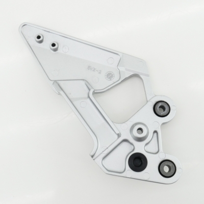 Yamaha (Original OE) - YAMAHA FZ6 FZ6-S RJ07 Fazer Fußrastenhalter Fußrastenplatte Fußrastenträger - Bild 4 von 5