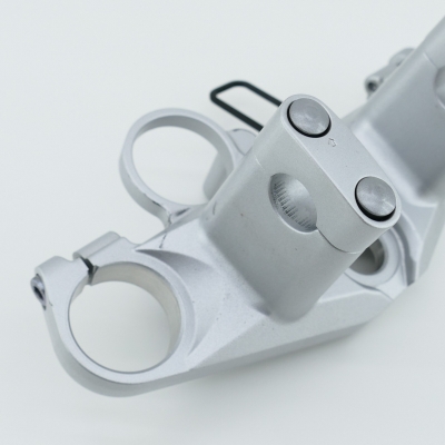 Yamaha (Original OE) - YAMAHA FZ6 FZ6-S RJ07 Fazer Gabelbrücke oben obere Brücke Gabel UNFALLFREI - Bild 2 von 6