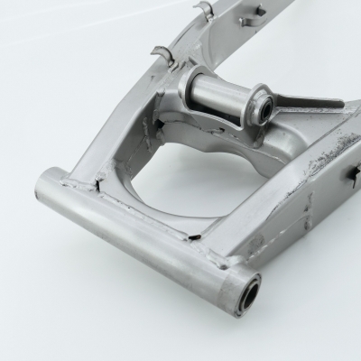 Suzuki (Original OE) - SUZUKI GSF600 GSF600S WVA8 Schwinge Hinterradschwinge - Bild 2 von 6