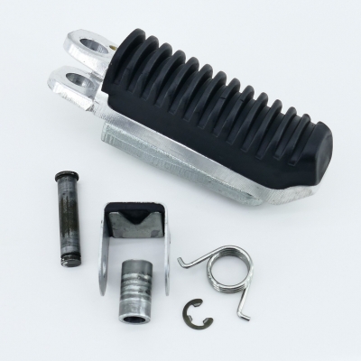 SUZUKI GSF600 GSF600S WVA8 Fußraste vorn vorne rechts Fahrerfußraste nur 16344km